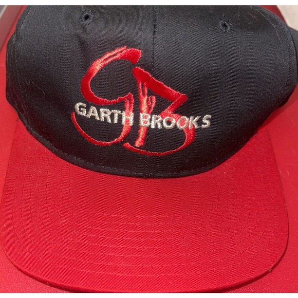 Vintage Garth Brooks Tour Hat Cap Snapback Red Black‎ Embroidered Adults - Picture 1 of 3